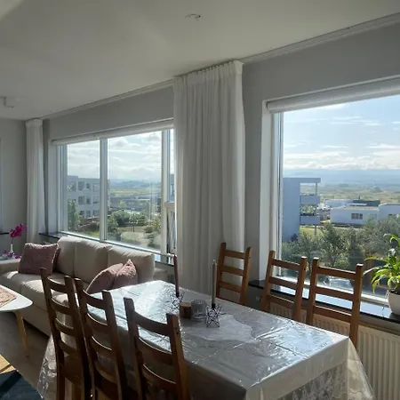 House Of Light Apartment *